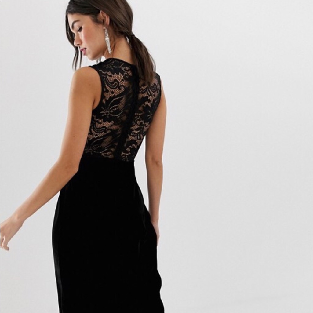 Beautiful Lace Little Black Dress